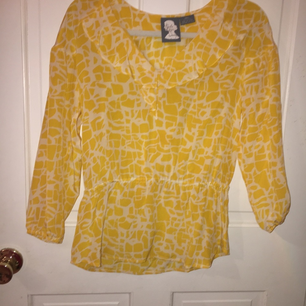 Patterned peplum top